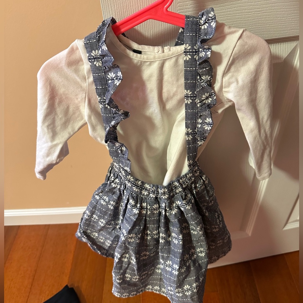 Girls dress